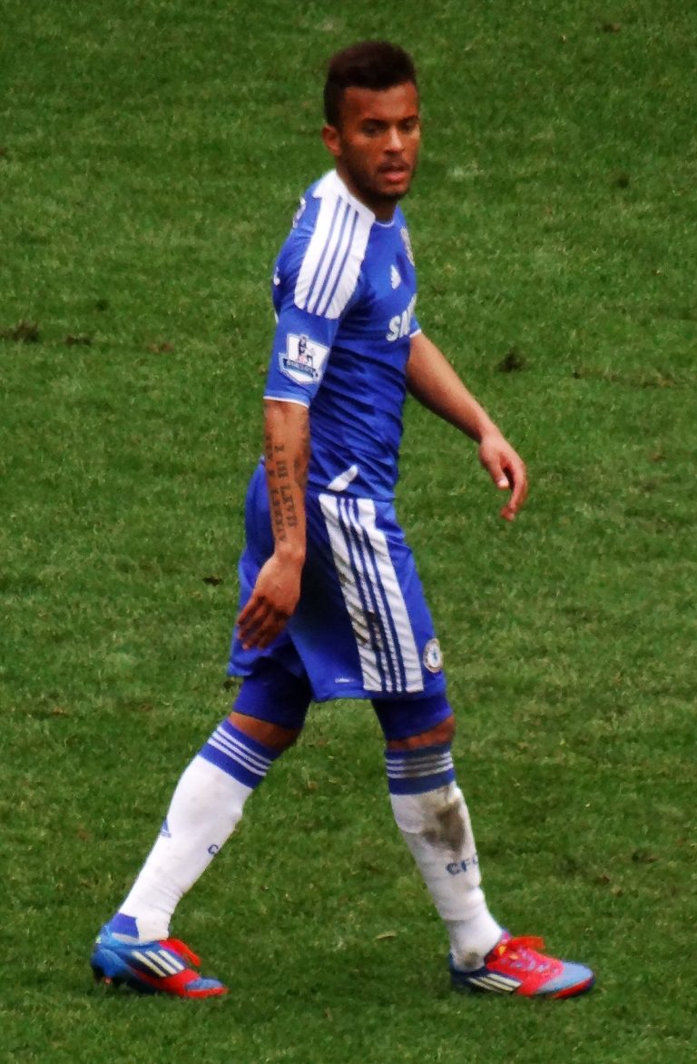 RyanBertrandvsLeicesterCity_(cropped)